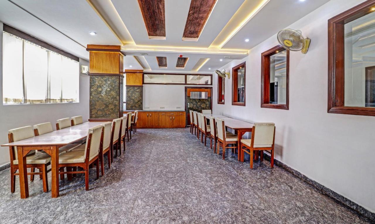 Hotel G B Palace 아그라 외부 사진